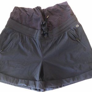Gap sporty maternity shorts